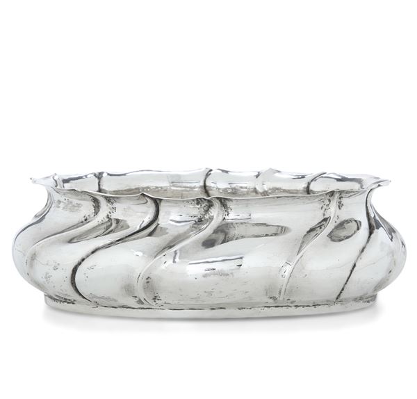 Centrotavola. Argenteria italiana della prima metà del XX secolo