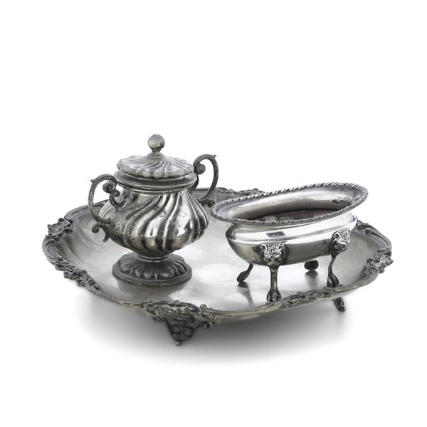 Zuccheriera, alzatina e saliera. Differenti manifatture italiane del XX secolo