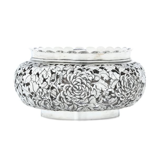 Shangai, prima metà del XX secolo, argentiere Wan Wo Bruciaprofumi