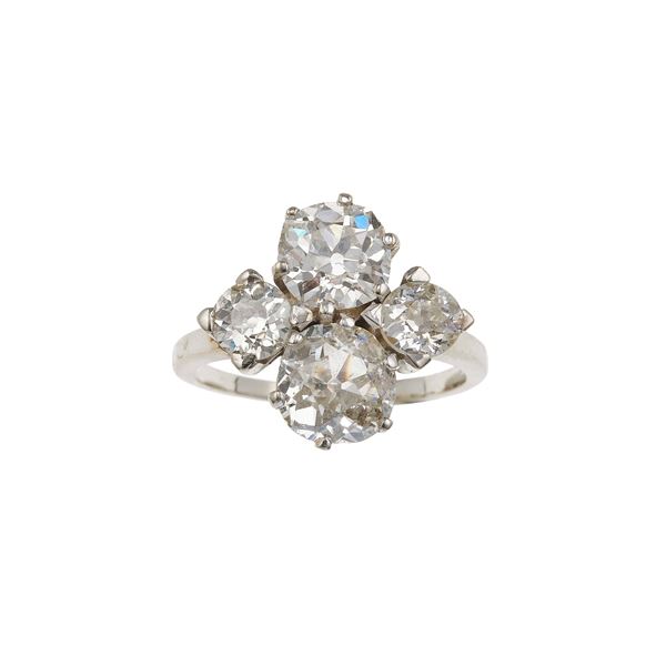 Old-cut diamond and gold ring