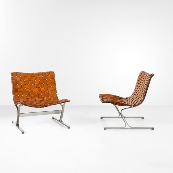 Due poltrone mod. PLR1.