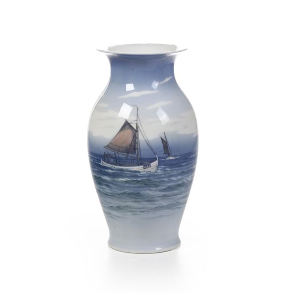 Vaso. Danimarca, Manifattura Royal Copenaghen, 1965.