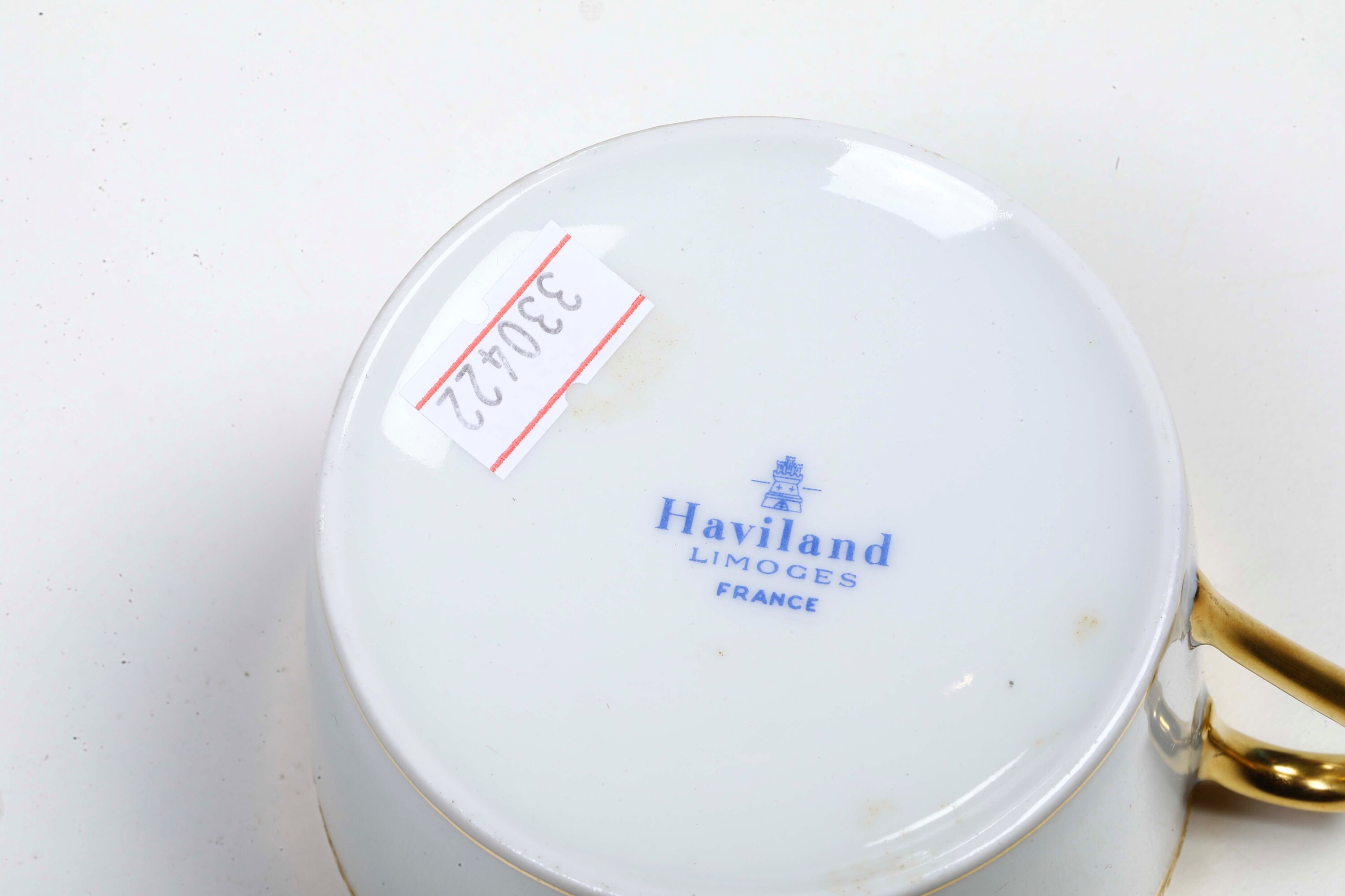 Servizio da tavola “Losange or”. Limoges, Manifattura Haviland, seconda metà XX secolo.