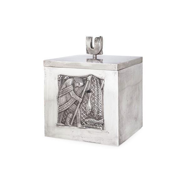 Argenteria artistica italiana, anni 1920-40, firmata "Pippo Rizzo" Scatola