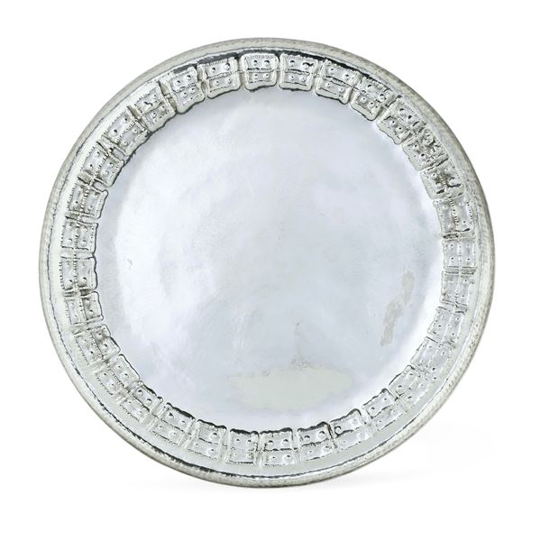 Argenteria artistica italiana del XX secolo, Franco Cannilla (1911-1985) per gioielleria Masenza, Roma Vassoio