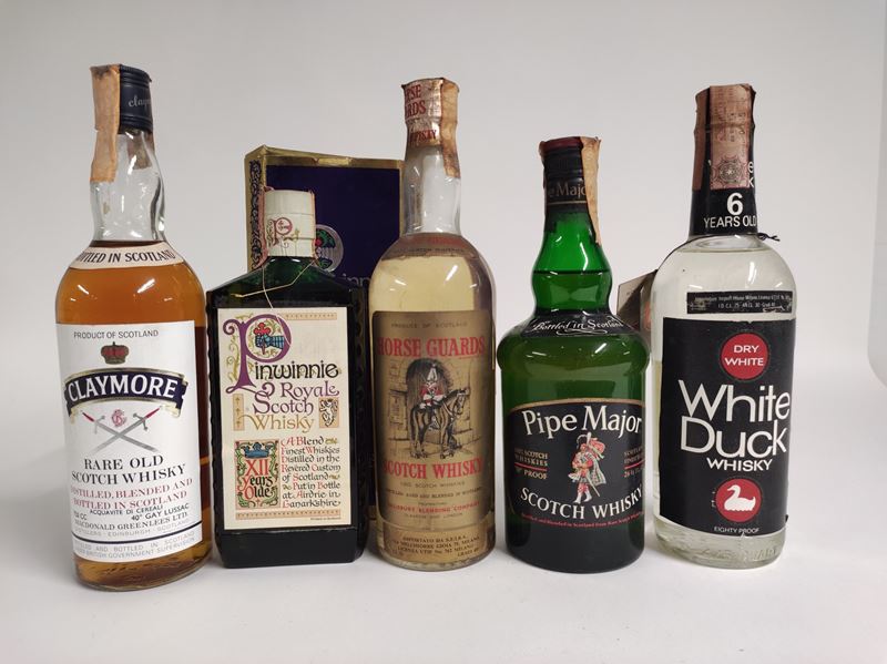 Claymore, Pinwinnie Royal, Horse Guards, Pipe Major, White Duck, Scotch Whisky  - Asta Spring Wines and Spirits - Cambi Casa d'Aste