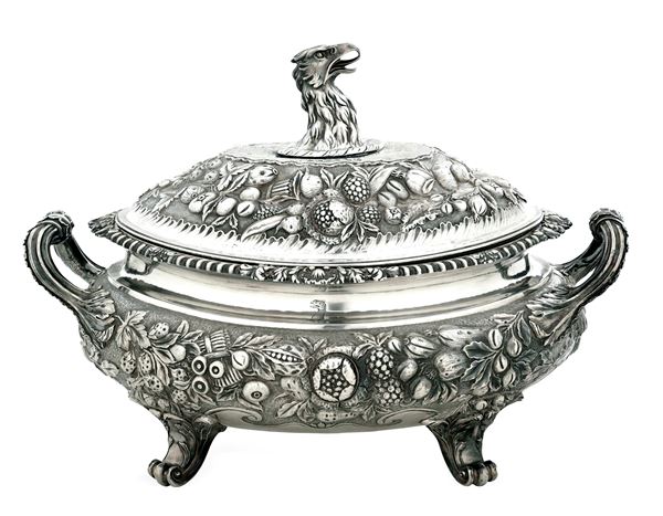 Zuppiera. Londra, 1833. Argentiere William Eaton