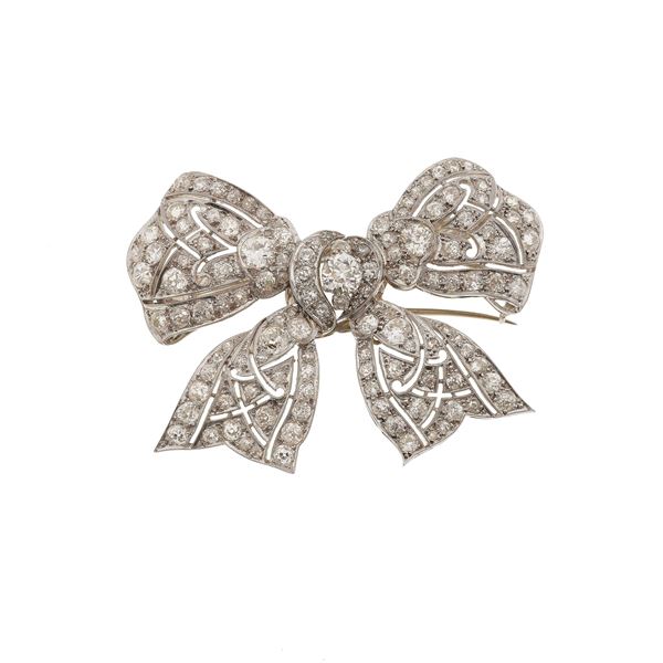 Spilla douette “fiocco” con diamanti di vecchio taglio
