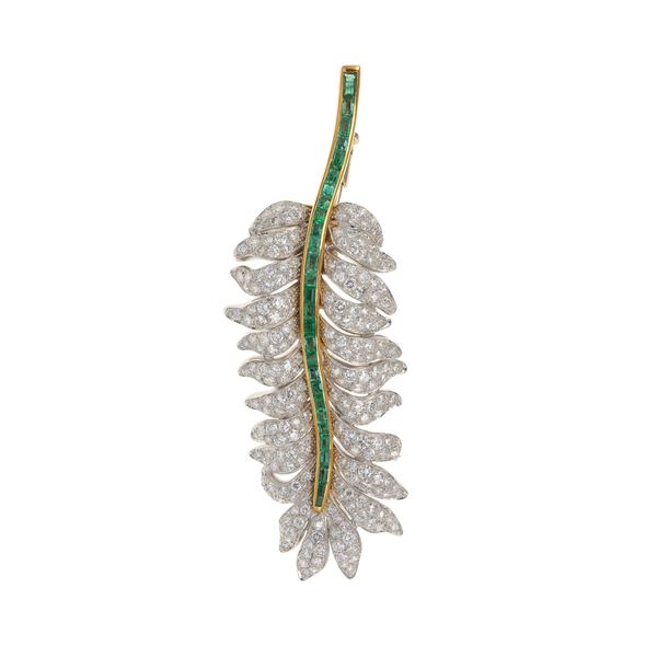 Martignetti. Spilla “piuma” con diamanti e smeraldi