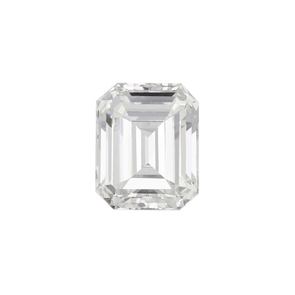 Emerald cut diamond weighing 5.81 carats, color I, clarity VVS1, fluorescence medium. Gemmological Report R.A.G. Torino n. DR25003
