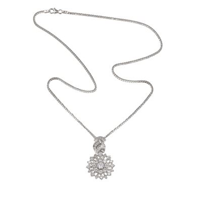 Pendente con Diamanti Taglio Brillante e Baguette per Ct 4.00 Circa