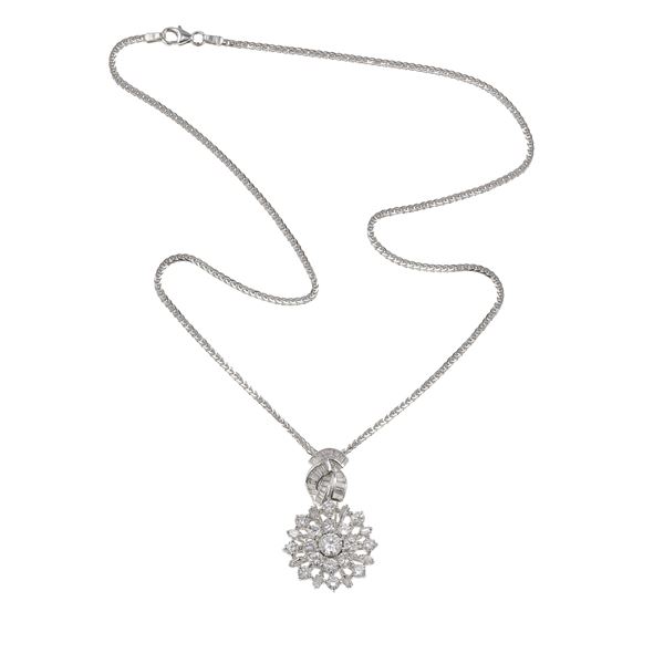 Diamond and gold pendent necklace