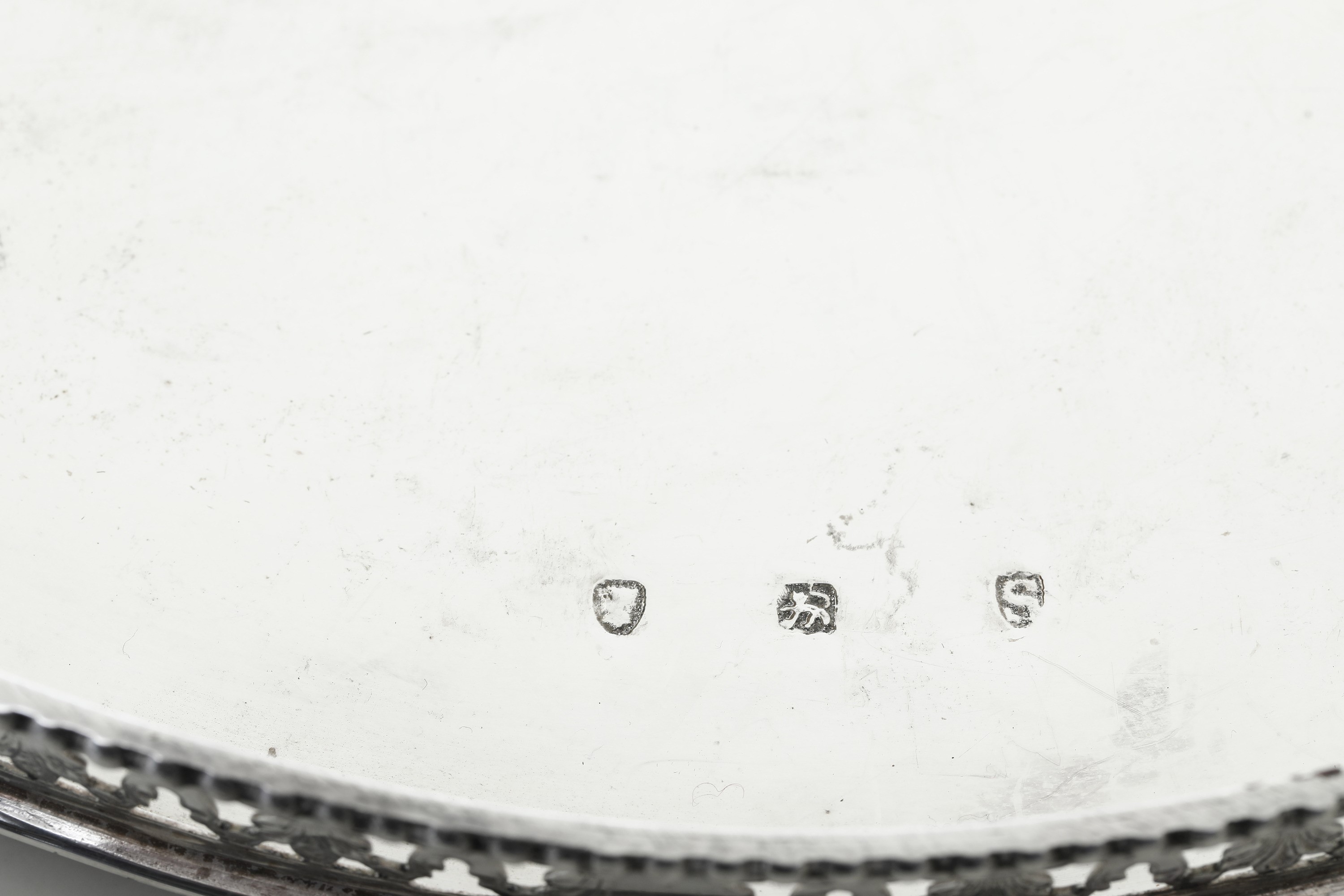 Città di Sheffield, 1882, Argentiere Martin Hall & Co Ltd. Salver