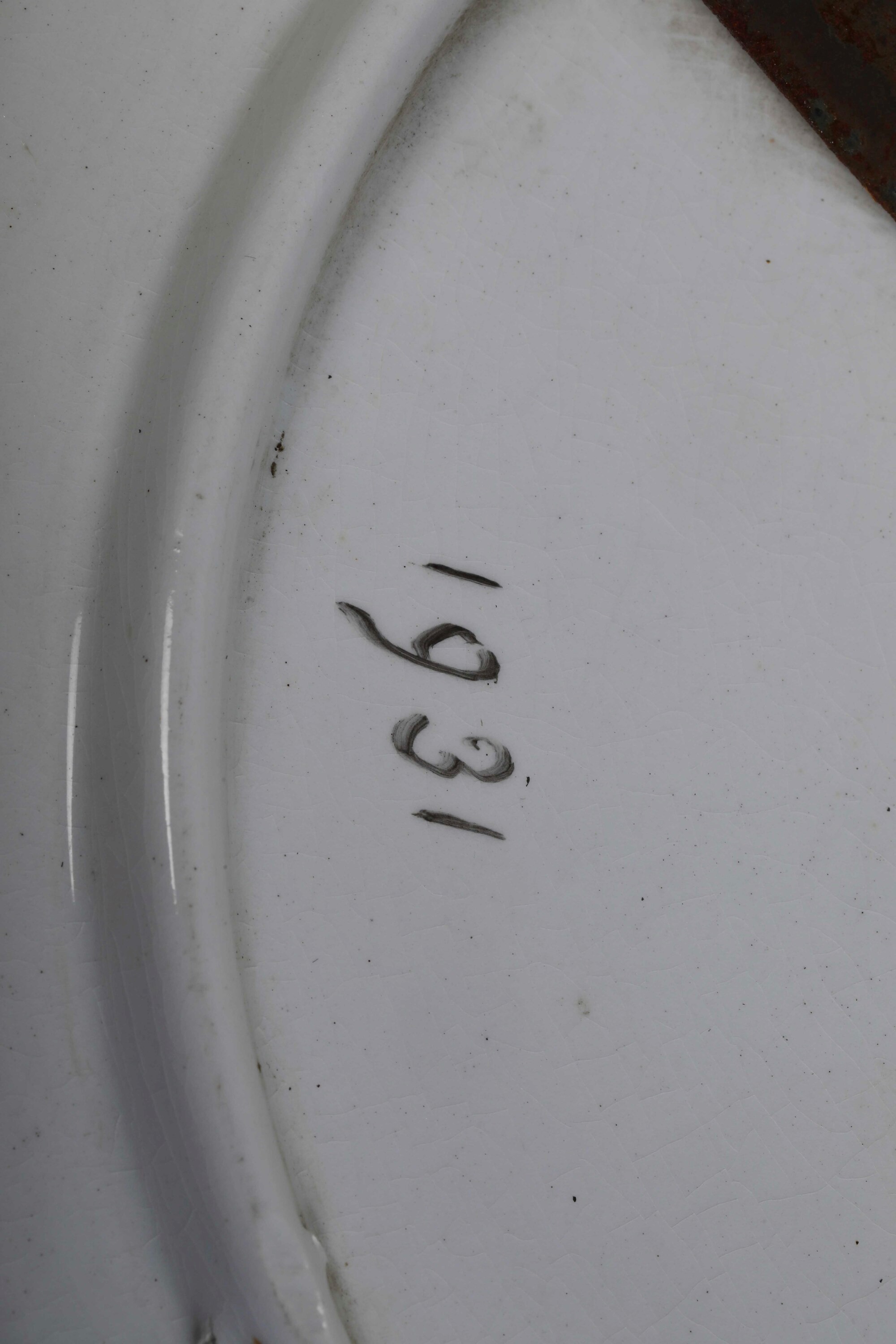 Piatto. Società Ceramica Milano, XX Secolo (ceramica). Pittore Indipendente, 1931.