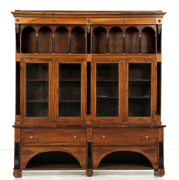 Credenza con alzata in stile Impero. XX secolo
