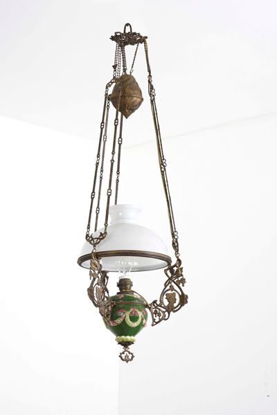 Lampadario Liberty in Porcellana e Vetro. XX Secolo