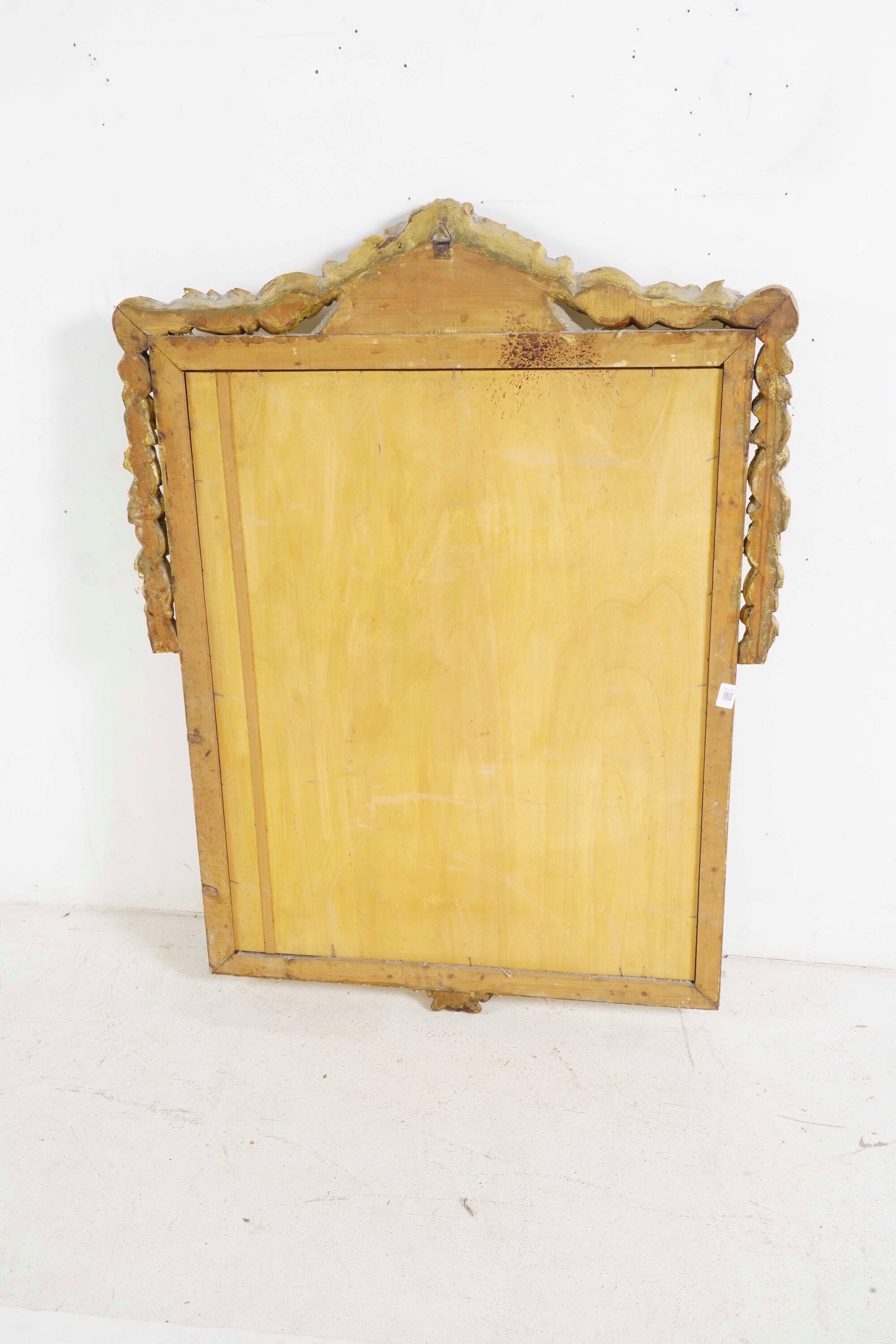 Due Specchiera con Cornici in Legno Dorato. XX Secolo
