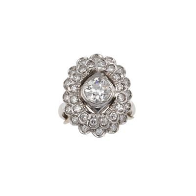 Anello in oro bianco 750/1000 con diamanti