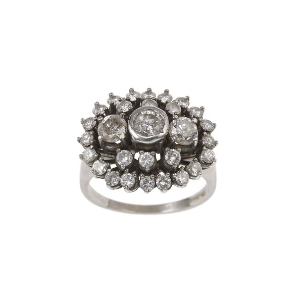 Brilliant-cut diamond and platinum ring
