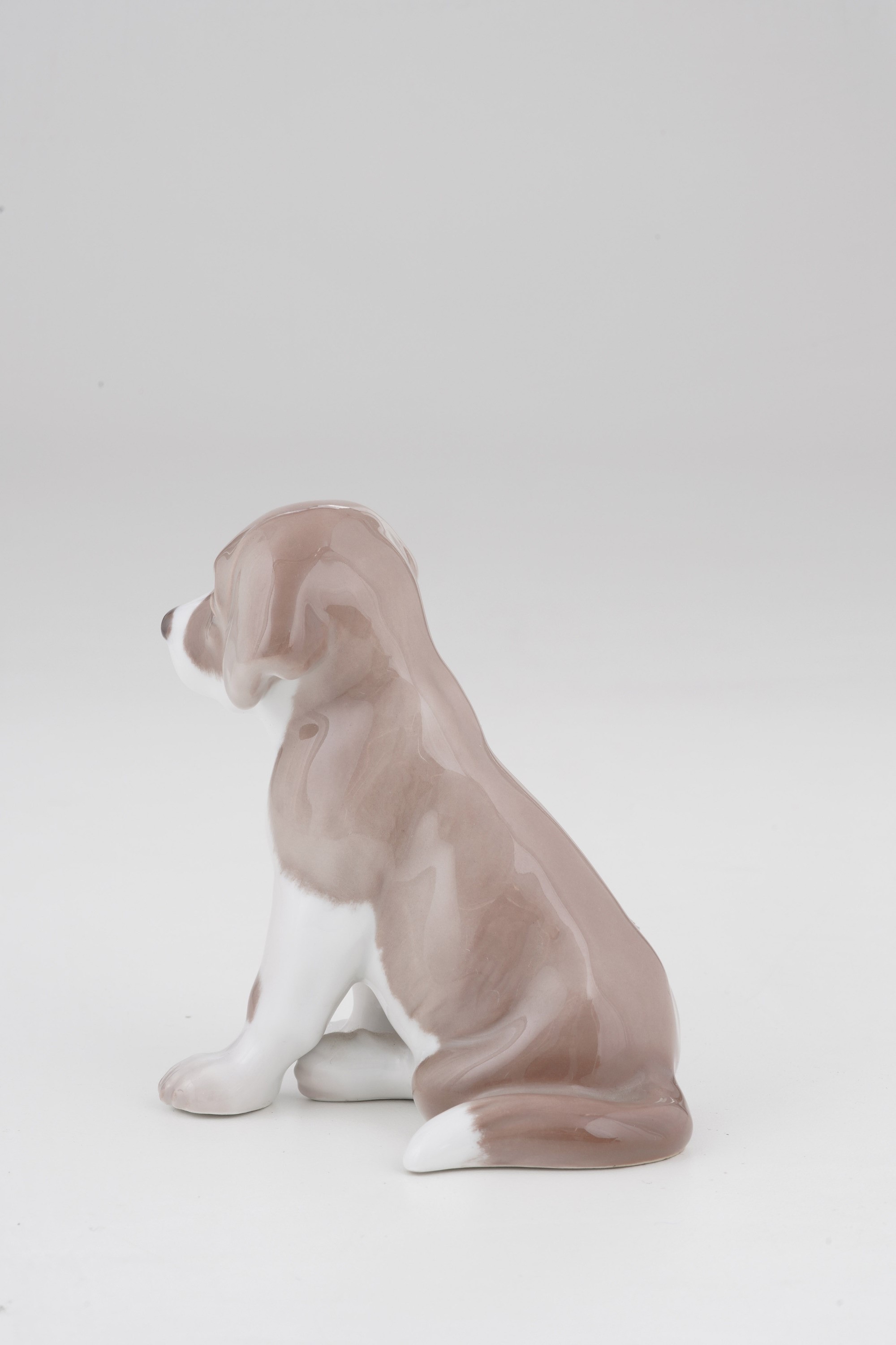 Figurina di Cane.danimarca, Manifattura Royal Copenaghen, 1935 -1937.