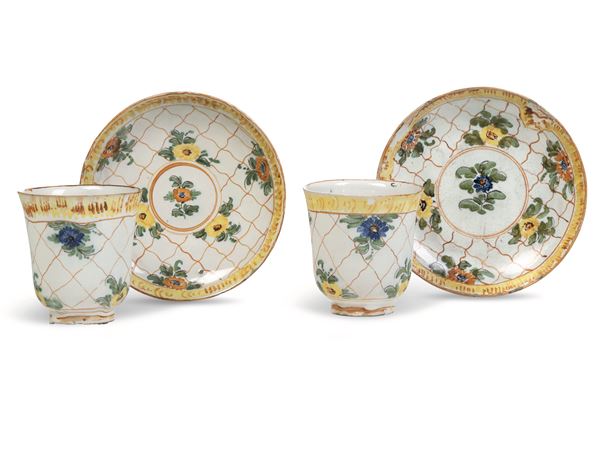 Coppia di tazze con piattino Savona, Manifattura Giacomo Boselli, 1780-1785 circa 