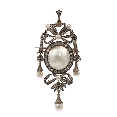 Pendente/spilla con Perla Mabè, Diamanti e Piccole Perle