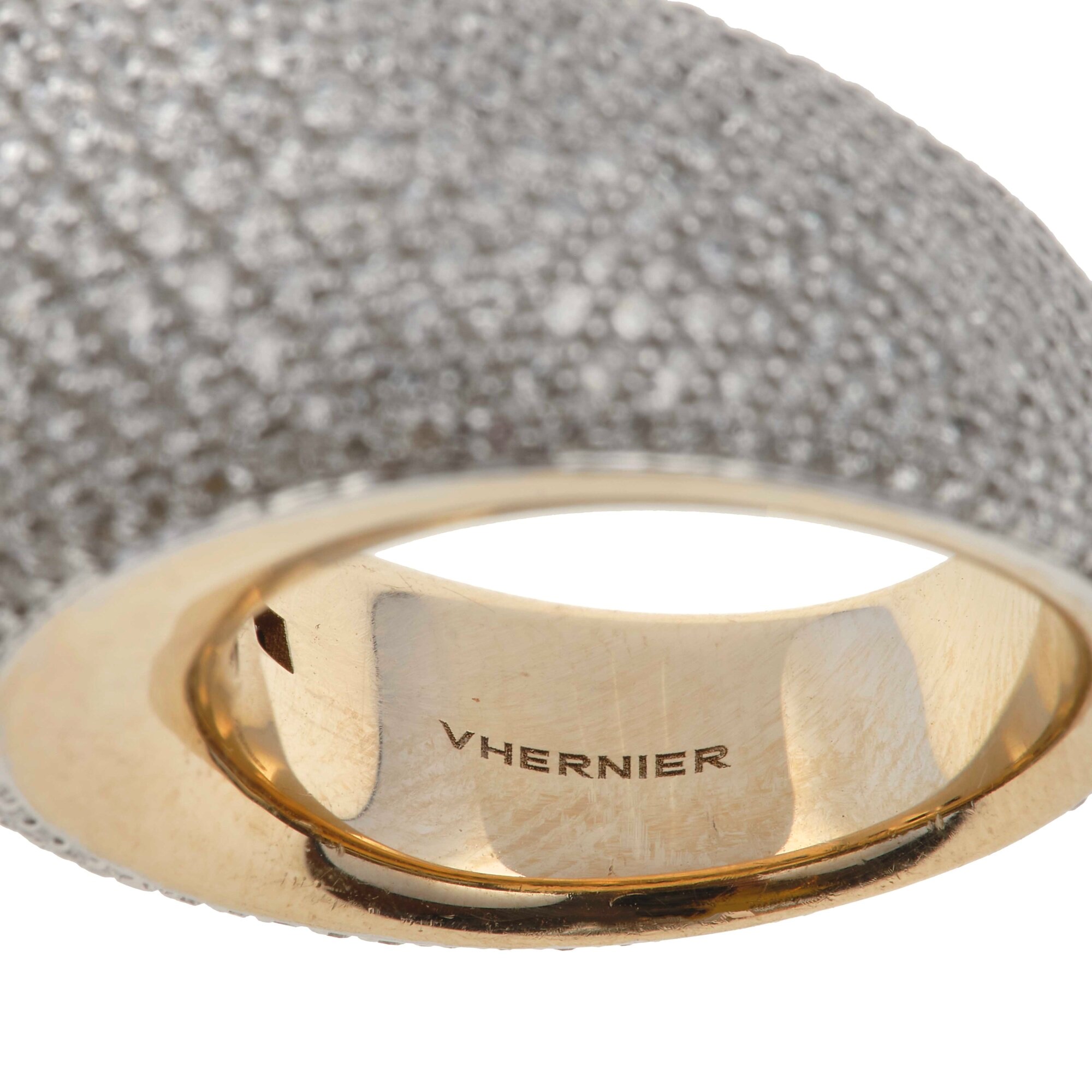 Vhernier. Anello "pirouette" con Pavè di Diamanti