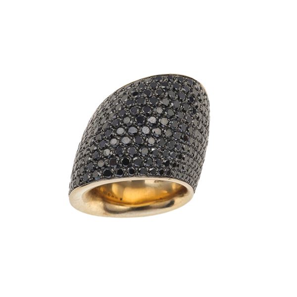 Diamond and gold "Pirouette" ring. Signed and numbered Vhernier 254230