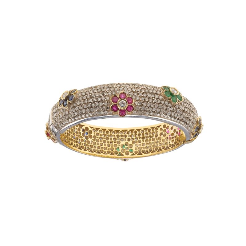 Diamond, emerald, ruby, sapphire and gold and silver bangle bracelet  - Auction Fine Jewellery - Cambi Casa d'Aste