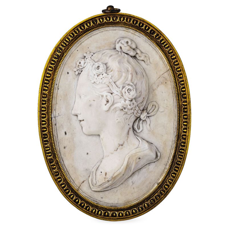 Profilo femminile. Scultore del XVIII-XIX secolo  - Auction Italian Residences - Cambi Casa d'Aste