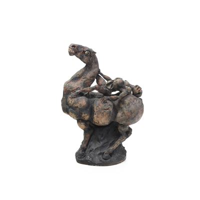 Cavallo e cavaliere, scultura in terracotta patinata
