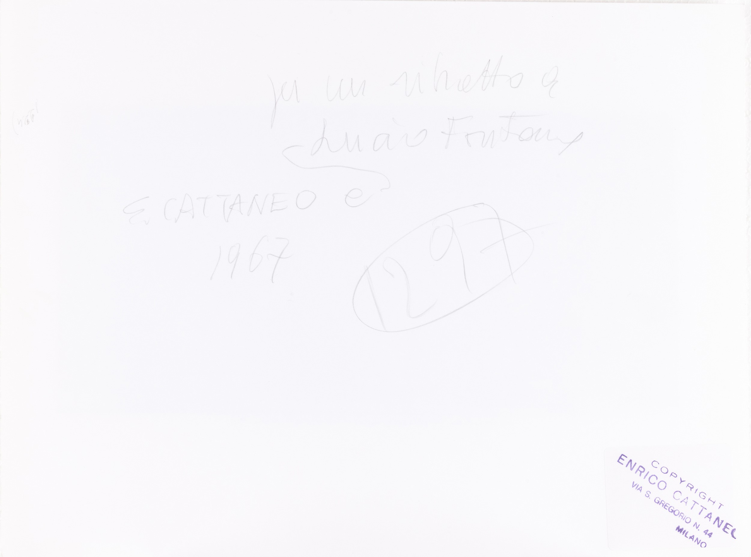 Enrico Cattaneo Fotografa Lucio Fontana, Corso Monforte Milano