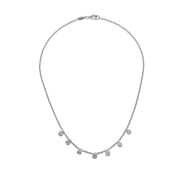 Girocollo con sette diamanti taglio brillante per ct 2.10 circa