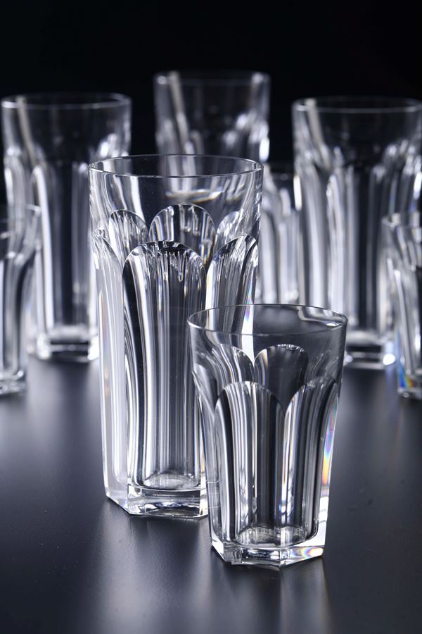 Dodici tumbler “Harcourt 1841”. Francia, Manifattura Baccarat, XX secolo. 