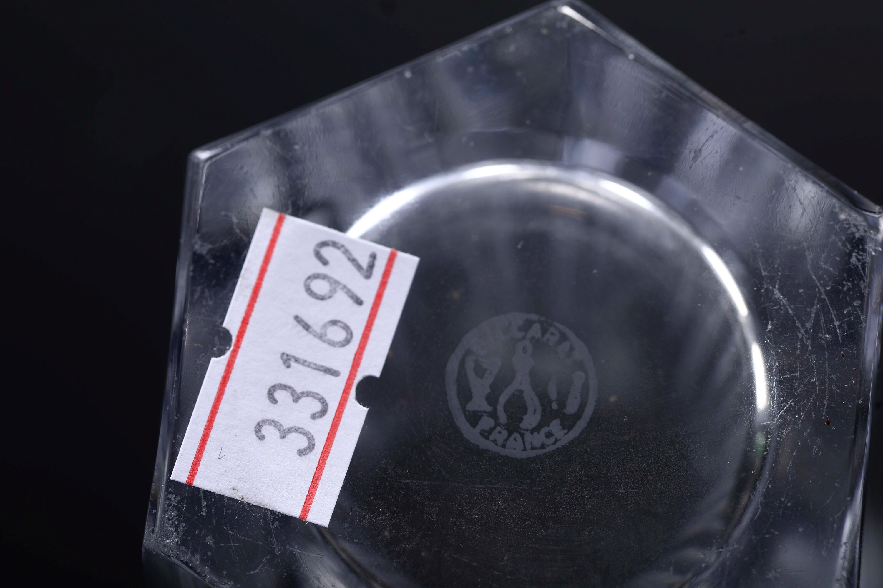 Dodici tumbler “Harcourt 1841”. Francia, Manifattura Baccarat, XX secolo.