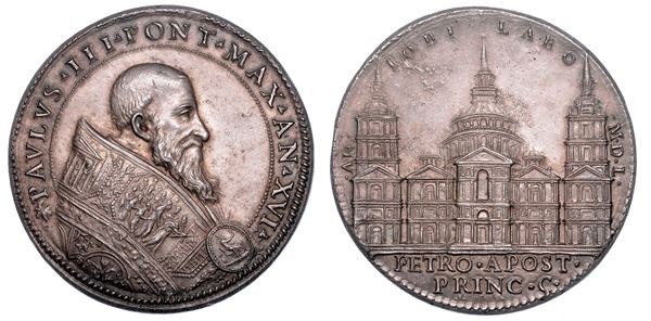 STATO PONTIFICIO. PAOLO III  (Alessandro Farnese), 1534-1549. Medaglia in argento A. XVI. I lavori di costruzione della nuova Basilica di San Pietro.
