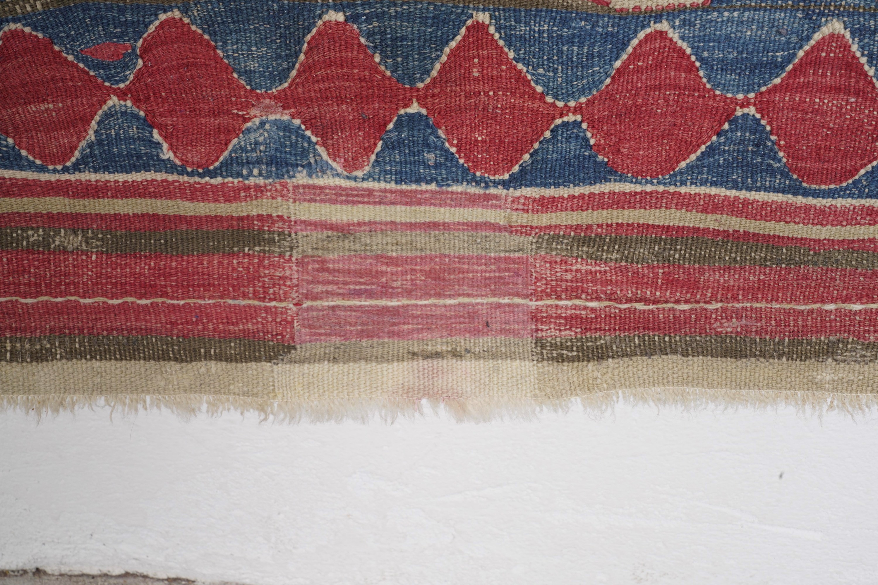Kilim Caucasico, seconda metà del XIX secolo, cm 200 x 340