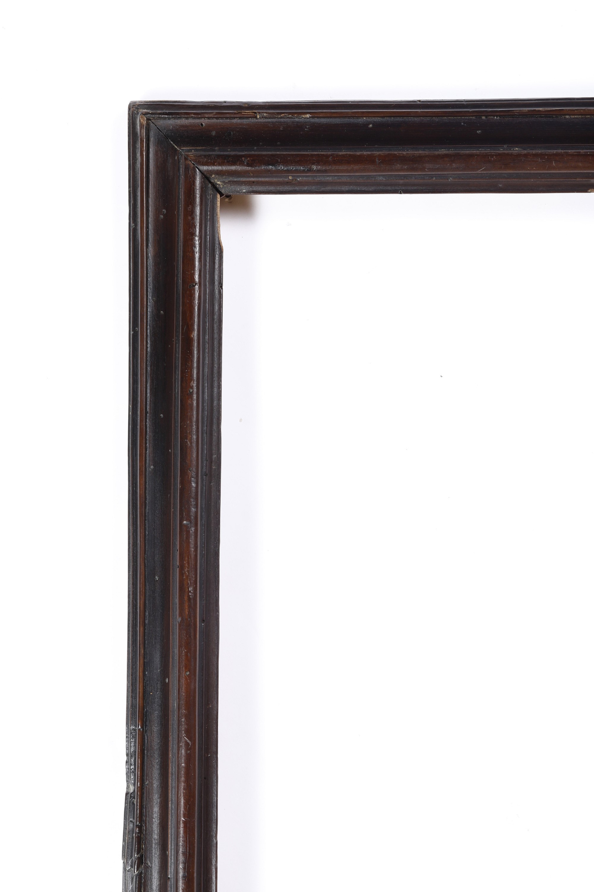 Cornice in Legno di Noce Naturale. XVIII Secolo