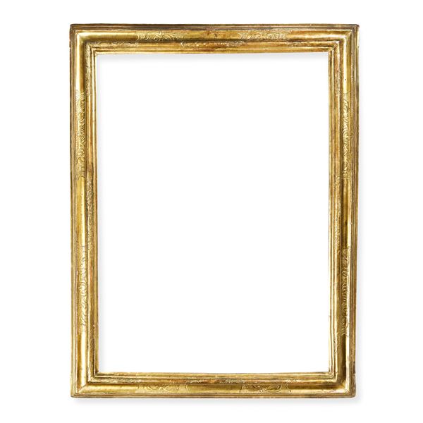 Cornice in legno dorato ed inciso, Marche XVIII secolo