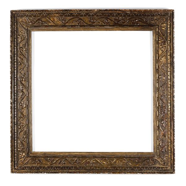 Cornice a cassetta in legno intagliato e argentato. Veneto XVII-XVIII secolo