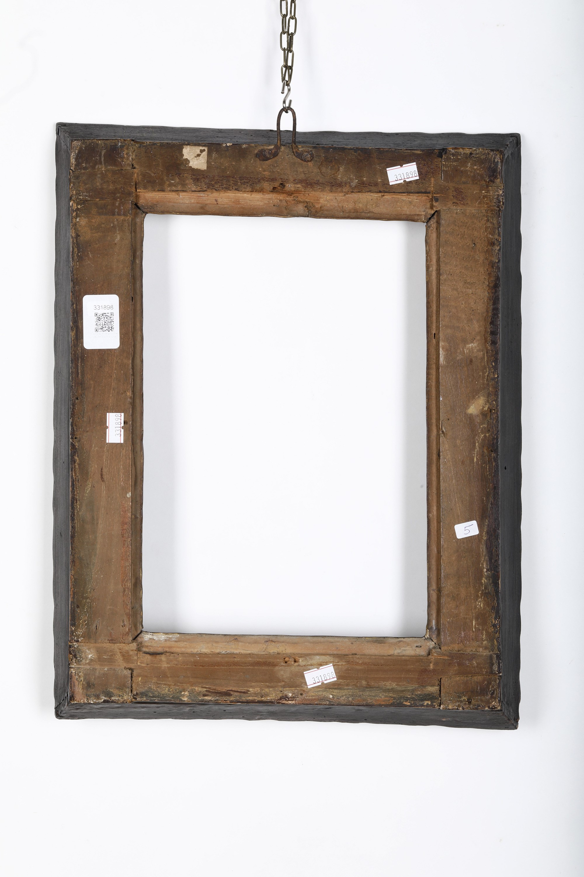 Cornice in Legno Dipinto e Dorato con Sagoma a Vassoio Chiuso. Bologna XVII-XVIII Secolo
