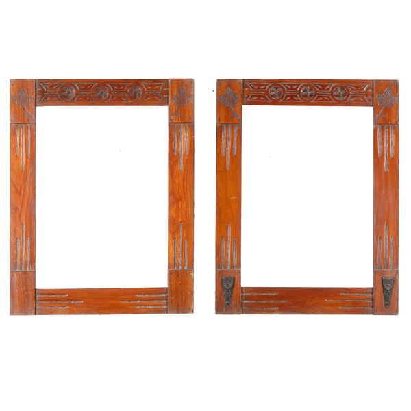 Coppia di cornici in legno intagliato Art Decò