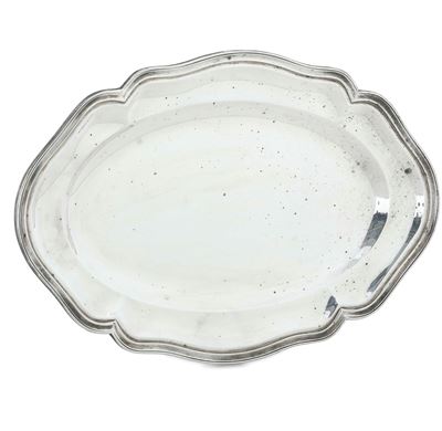 Peruggia & C. (argentiere), Vassoio in argento fuso e sagomato, argenteria italiana del XX secolo