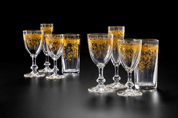 Raro servizio di calici “Massenet Gold” Francia, Manifattura Saint Louis, terzo quarto del XX secolo 