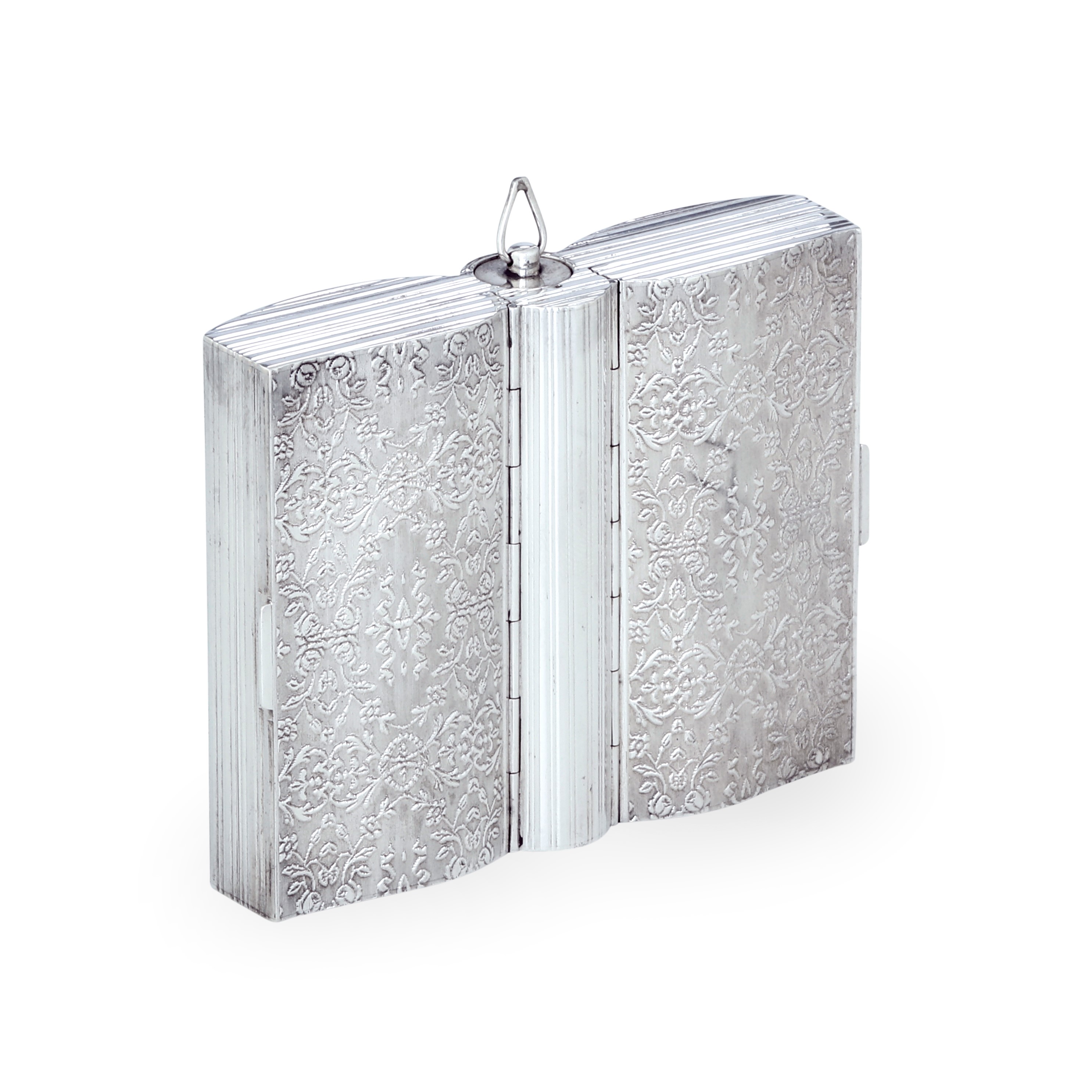 Argenteria Artistica Milanese del XX Secolo. Argentieri F.lli Cacchione Trousse a Foggia di Carne...
