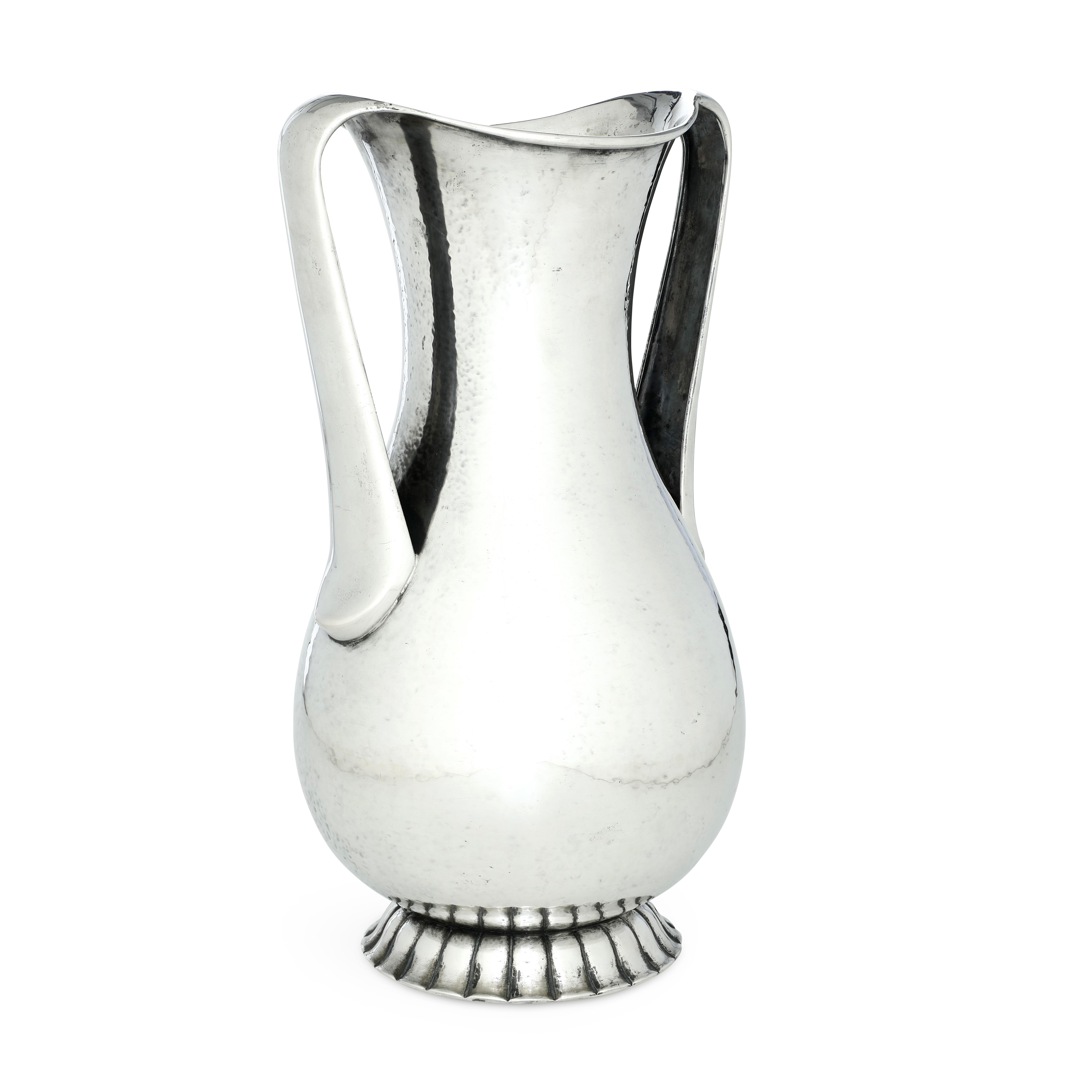 Argenteria Artistica Milanese, Prima Metà del XX Secolo. Argentiere Genazzi Importante Vaso Bians...
