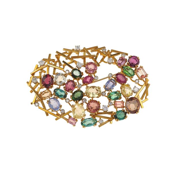 Gem-set and gold brooch/pendant. Costantino Repossi