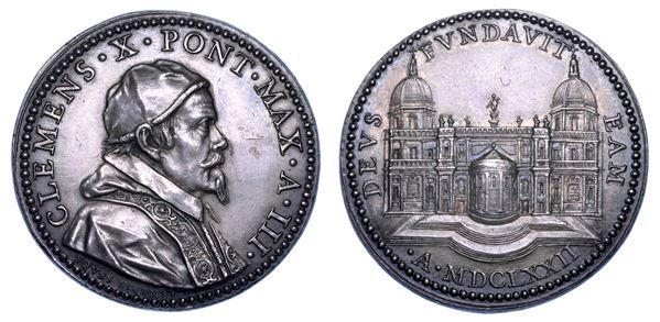 STATO PONTIFICIO. CLEMENTE X (Emilio Altieri), 1670-1676. Medaglia annuale in argento 1672/A. III. La tribuna della Basilica di S. Maria Maggiore.