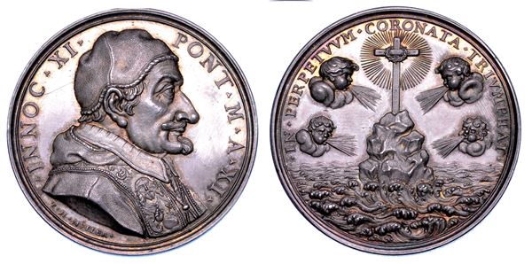 STATO PONTIFICIO. INNOCENZO XI (Benedetto Odescalchi di Como), 1676-1689. Medaglia in argento A. XI (1687). Liberazione di Buda in Ungheria.