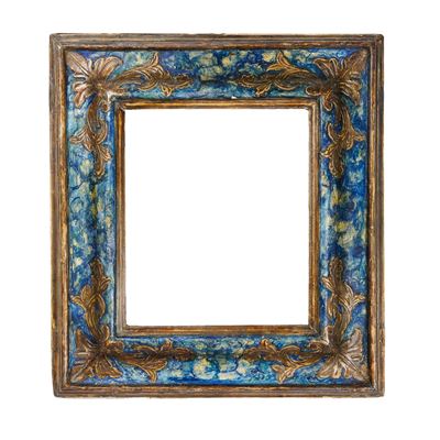 Cornice in Legno Laccato a Finto Lapislazzulo e Opale. Marche XVII Secolo